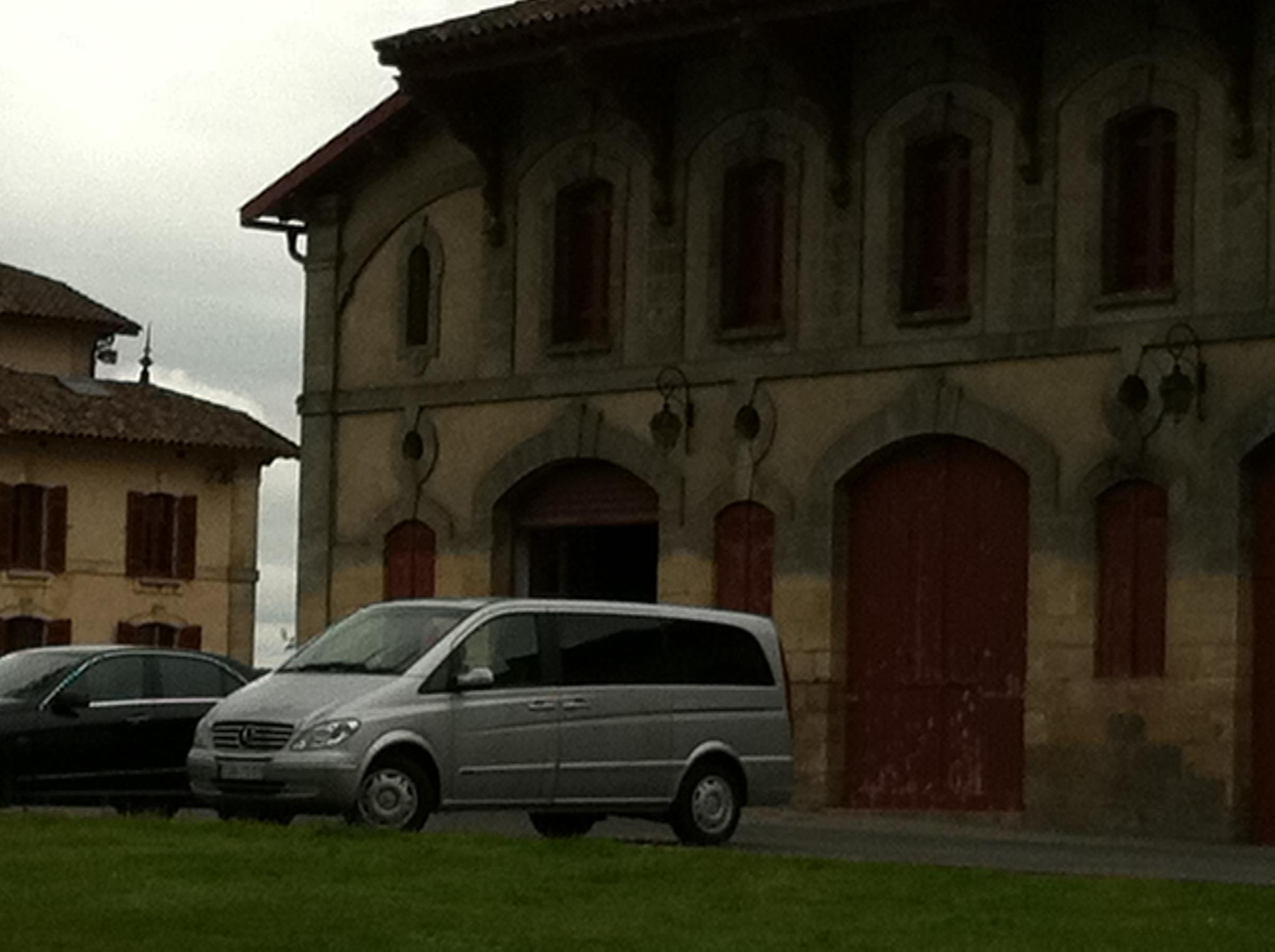 Location de voiture avec chauffeur, mini-van, trajet